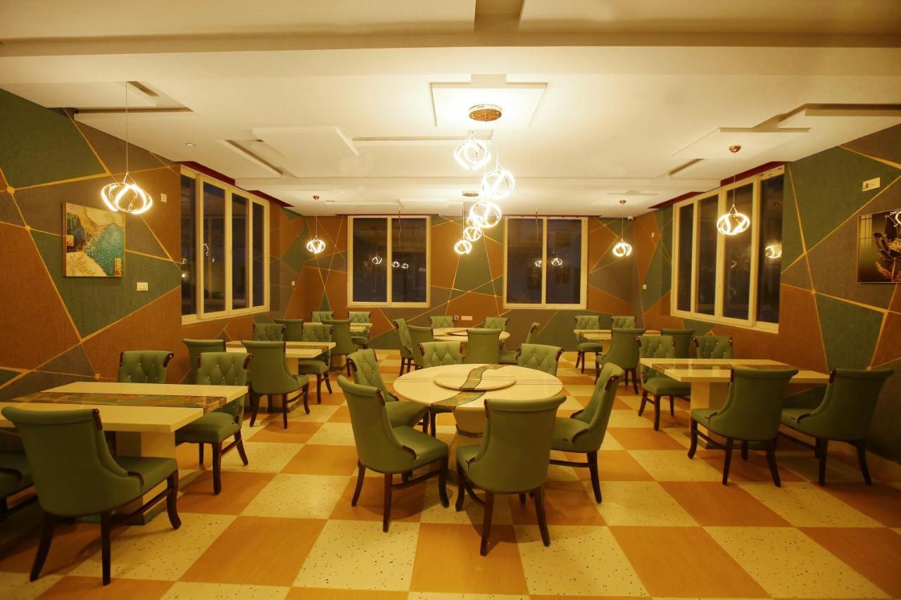 La Feliz Palacio Yercaud Exteriér fotografie
